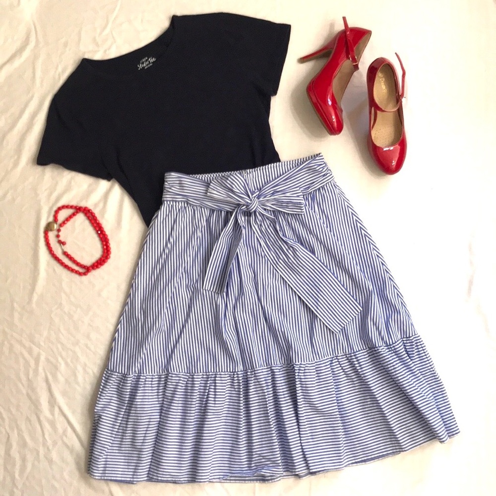 J Crew Blue and White Striped Skirt w Bow Tie Belt